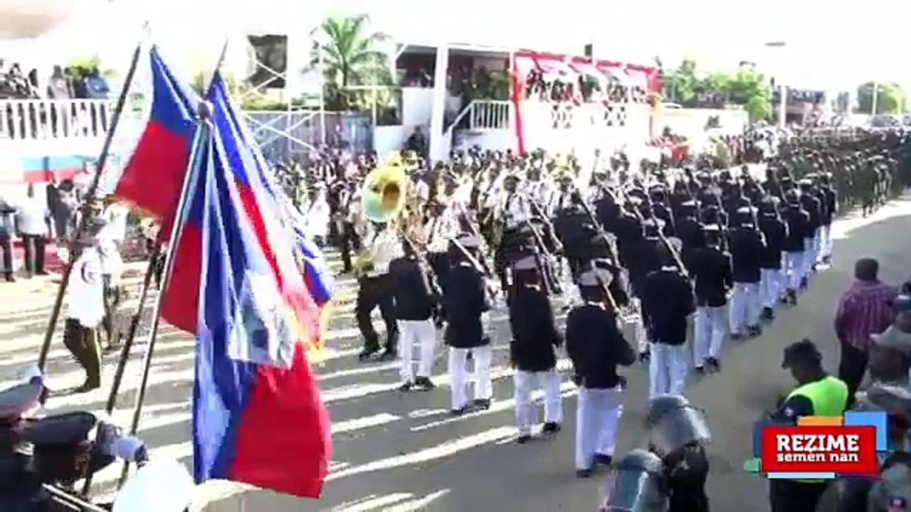 Pwofèt Makenson Devwale Tout Nèg Ki Pran Kòb Petro Caribe a Men Yo