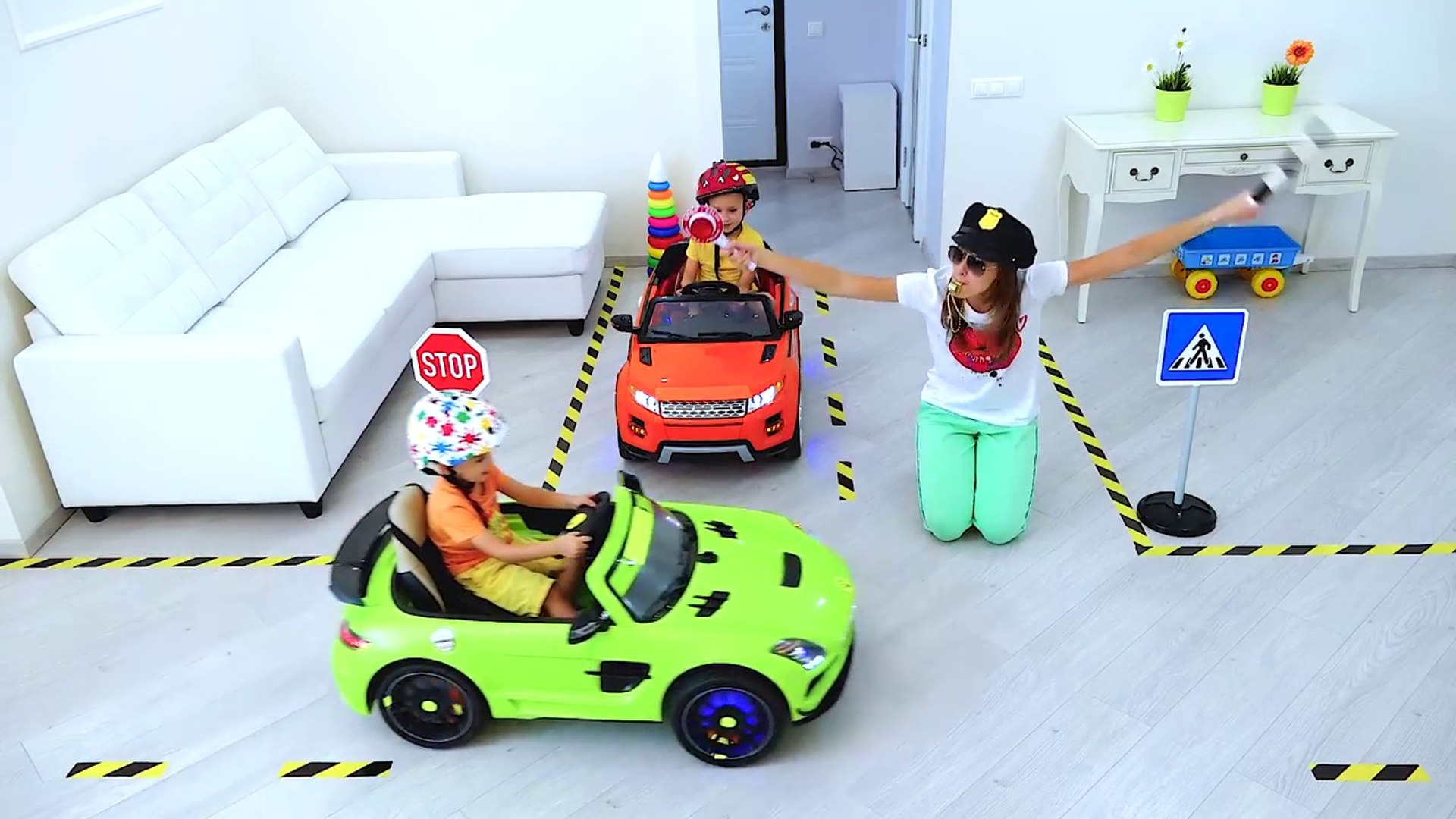 vlad and nikita play with toy cars