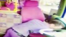 Park halindeki halk otobüslerine giren hırsızlar kamerada