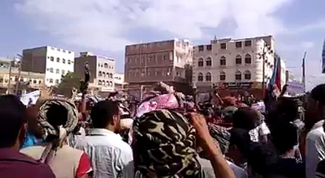 مسيرة ردفان اليوم طالبت التحالف بالرحيل وهتفت برع برع ياسلمان، تحية كبيرة لكم