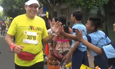 Penampilan Budaya Tradisional di sela Bali Marathon 2018