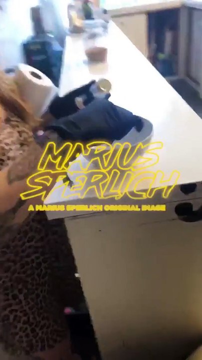 Une tresse sous les aisselles