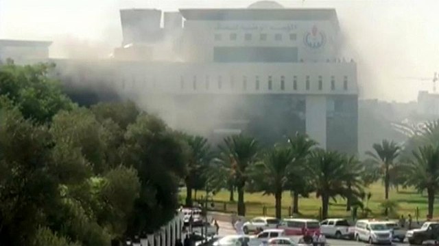Libyen: Bewaffnete stürmen Nationale Ölgesellschaft