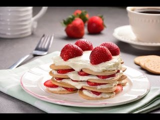 Pastel de Fresas con Crema en Refractario