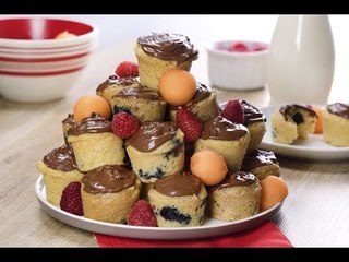 Torre de Hot Cakes con Nutella y Perlas de Melón