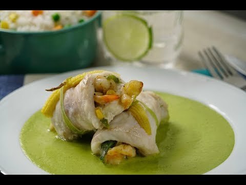 Pescado Relleno de Camarones en Salsa Poblana | RECETAS de CUARESMA