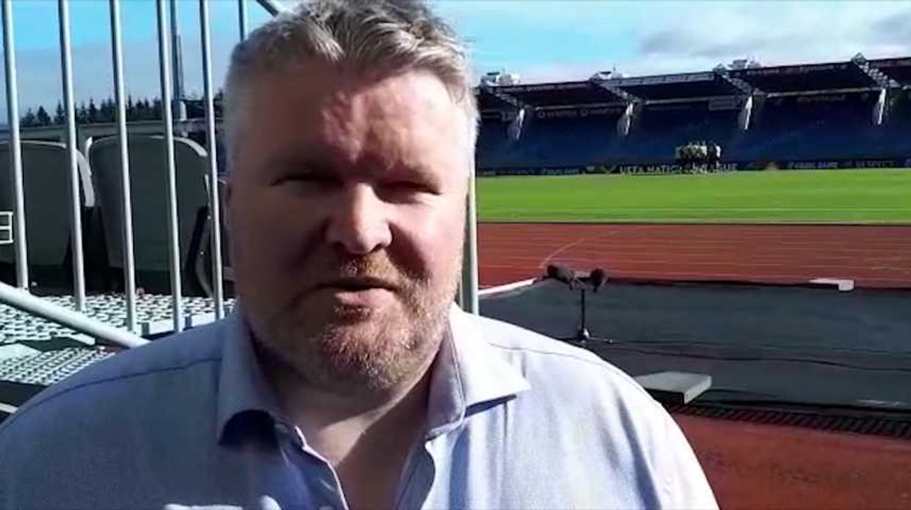 Interview d'un journaliste islandais avant Islande-Belgique