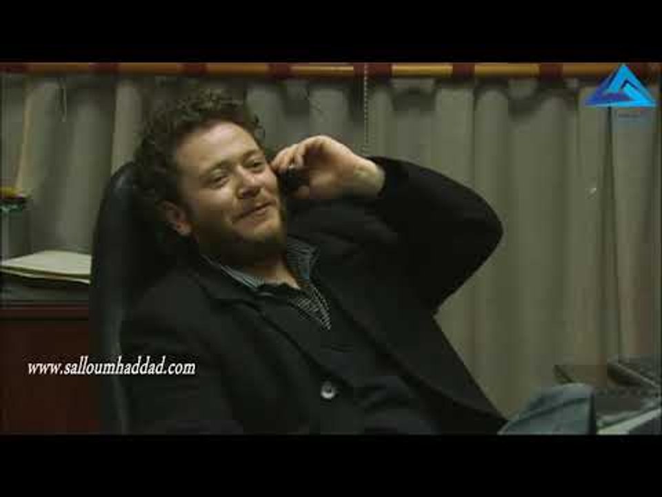 سلوم حداد ـ نجاح عملية تغير اسماء المسافرين من مسلسل سحابة صيف