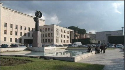 Cattedra Sapienza, Conte rinuncia