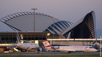Homem detido em aeroporto francês teria "problemas mentais"