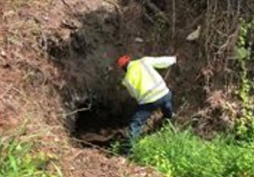 North Carolina Town Clears Storm Drains Ahead of Hurricane
