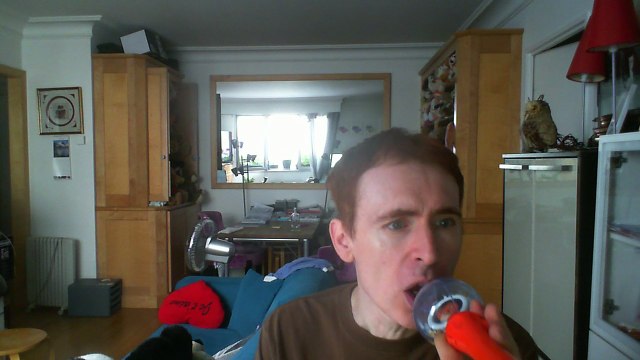 Wiwi égratigne so do i say sorry first de Stephanie McIntosh