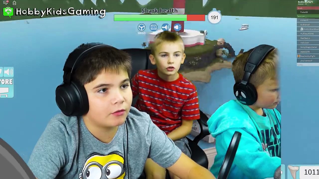 ROBLOX Shark Bite Megalodon with Hobbykids