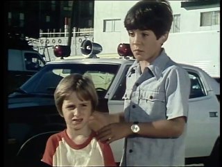 The Red Hand Gang-The Face at the Window