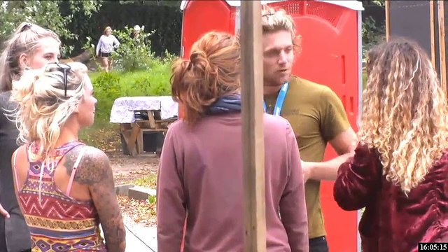 Adriaan is terug van zwemmen - 9 september 2018