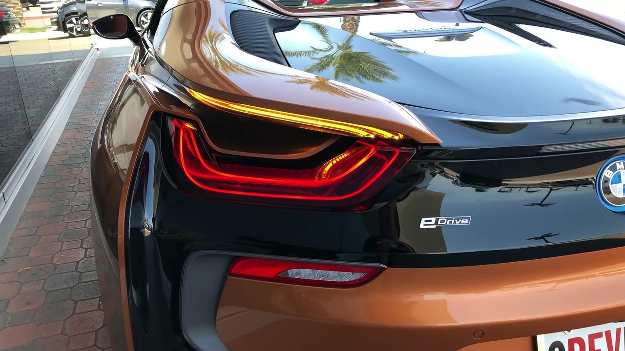 Here's Why the BMW i8 Roadster Is Worth $175,000 | New car 2018 reviews