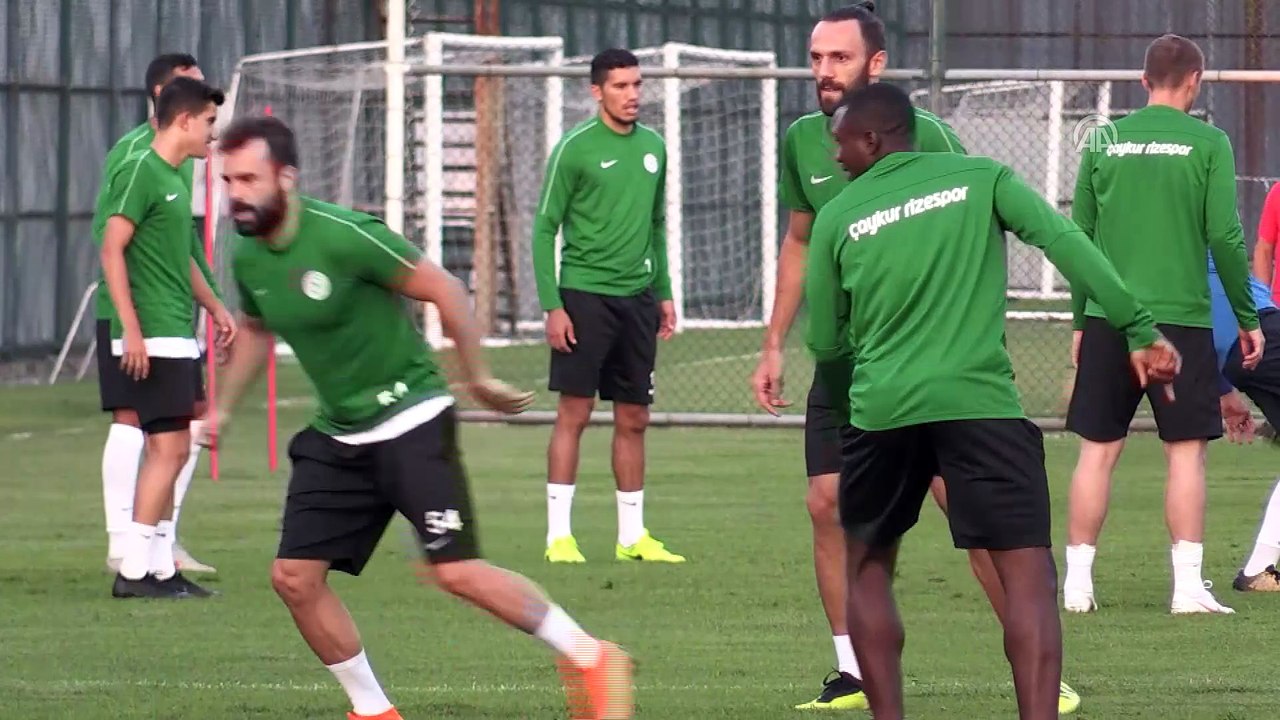 Çaykur Rizespor, sıkıntılardan kurtulmak istiyor - RİZE