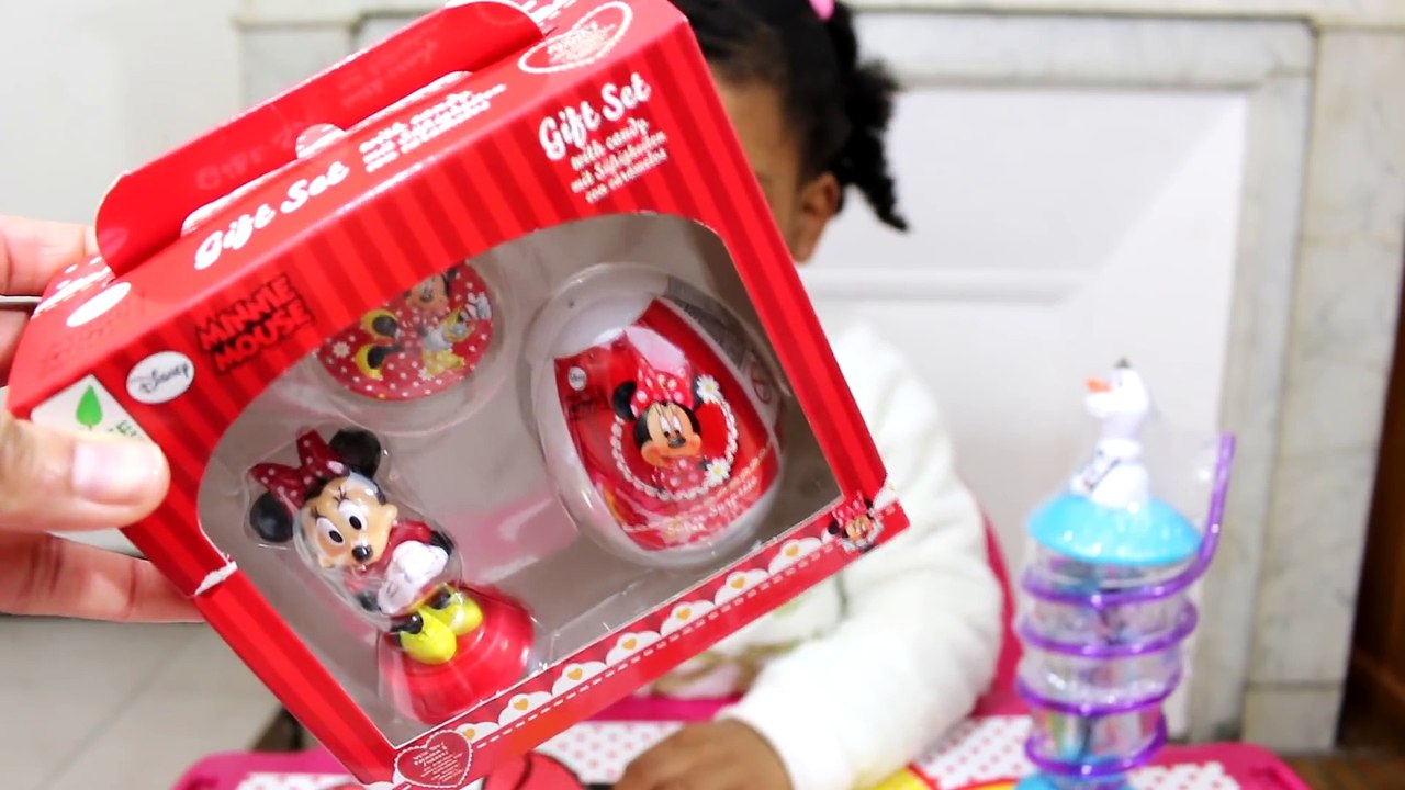 Les surprises de Fevrier  Reine des neiges,Olaf,Minie (Oeuf,jouets,bonbons   egg ,toy,candies) (2)