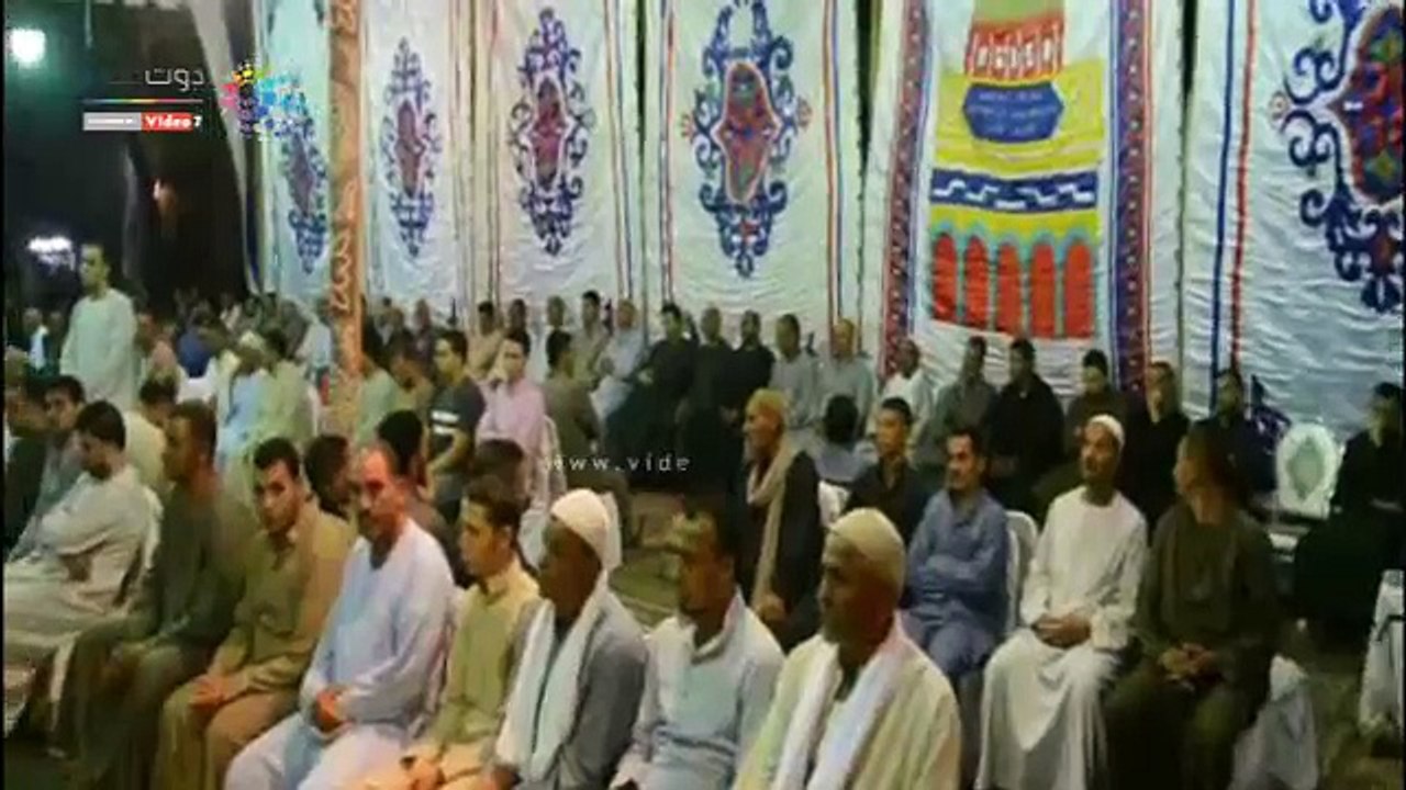 محافظ المنيا ومدير الأمن يقدمان واجب العزاء لأسرة شهيد سيناء