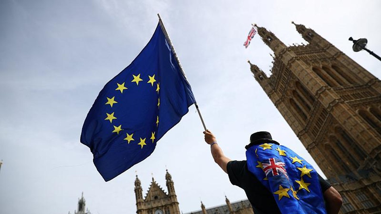 Brexit: Barnier hält Zeitplan für realistisch