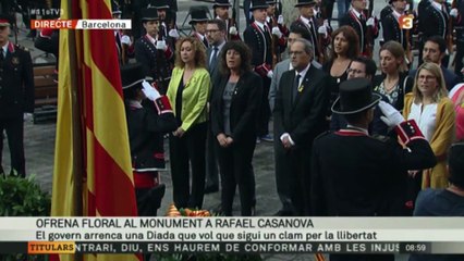 Ofrena del president Torra al monument de Rafael de Casanova