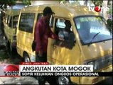 Sopir Angkot Mogok, Ratusan Penumpang Terlantar