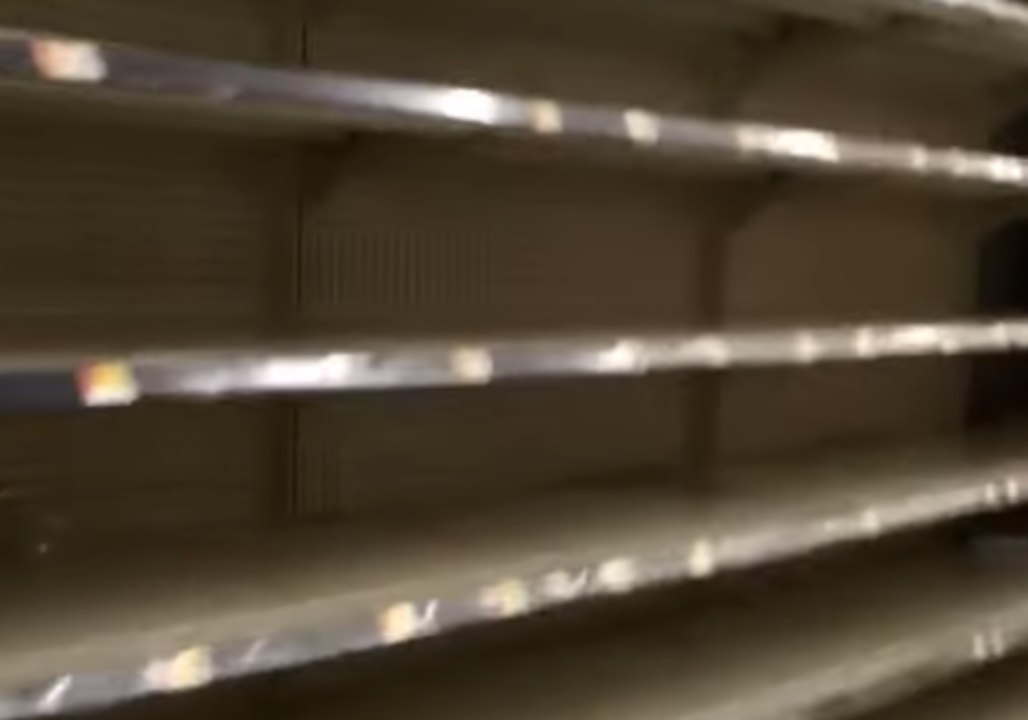 Shoppers Descend on Virginia Walmart Ahead of Hurricane Florence