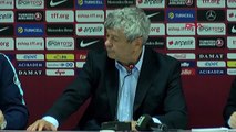 A Milli Futbol Takımı Teknik Direktörü Lucescu'nun Açıklamaları Arşiv