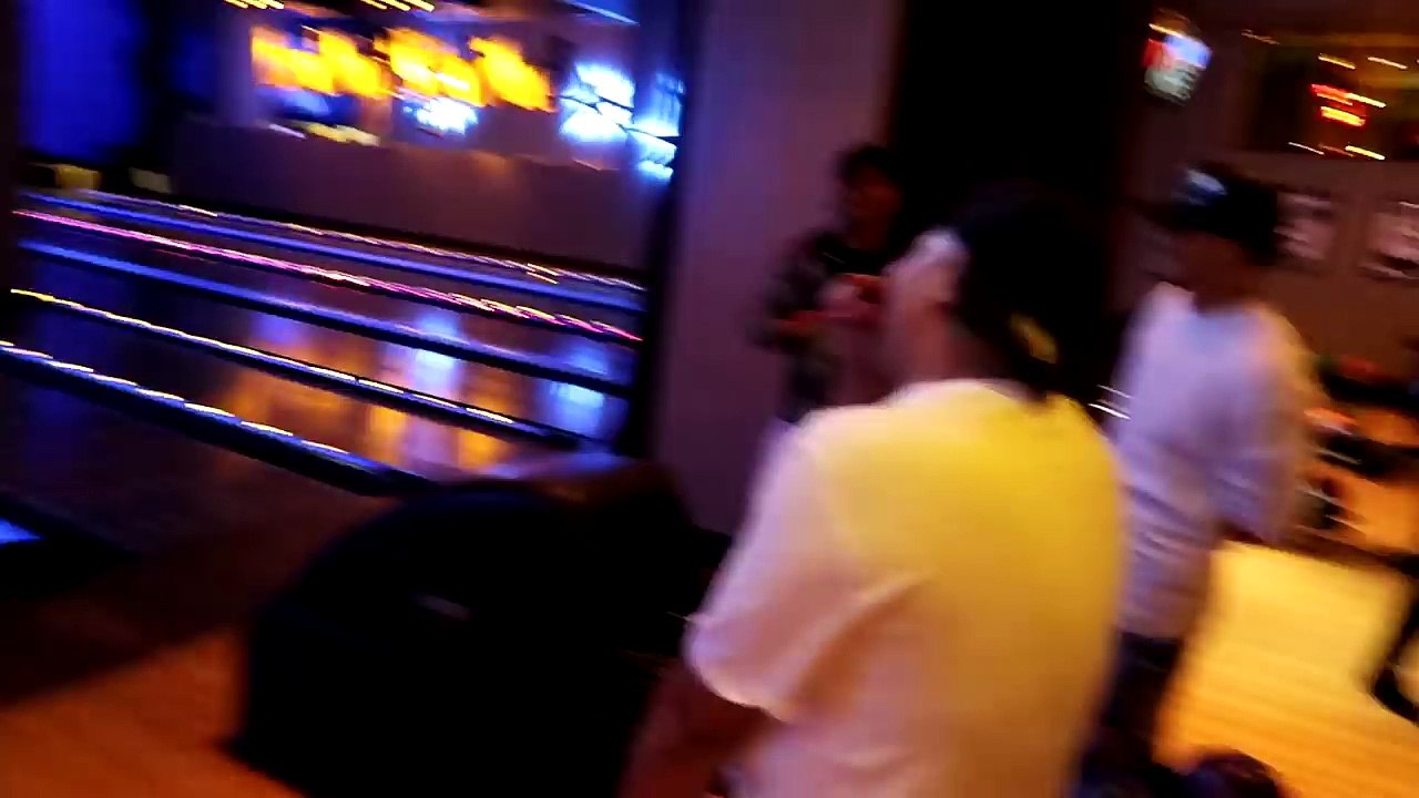 MI ABUELO SE BESA A LAS INTERESADAS DEL VIDEO! *se aprovecha*