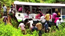 Acidente de ônibus deixa 50 mortos no sul da Índia