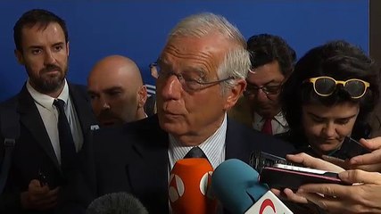 Borrel asegura que preferiría que los políticos presos estuviesen libres