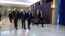 Dışişleri Bakanı Çavuşoğlu, Romanya Başbakanı ile görüştü - BÜKREŞ