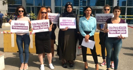 Duruşma Salonunda, Sunucu Eda Pera Küçük'e Öpücük Atan Zanlı Para Cezasına Çaptırıldı