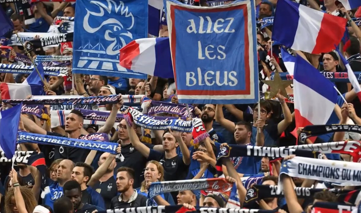 Les photos dans les stades bientôt interdites par la loi ?