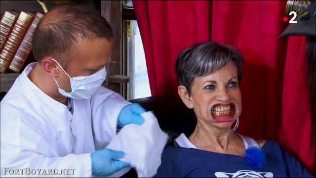 Fort Boyard 2018 : Isabelle Morini-Bosc et Guillaume Pley dans la Boyard Academy - Défi de l'Écarteur (1er septembre 2018)