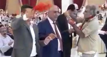 Genç Doktorlar Ömer Toprak ile Nihal Demirci'nin Düğün Töreninde Dolarlar Havada Uçuştu