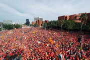 1 Milyon Katalan Sokaklarda