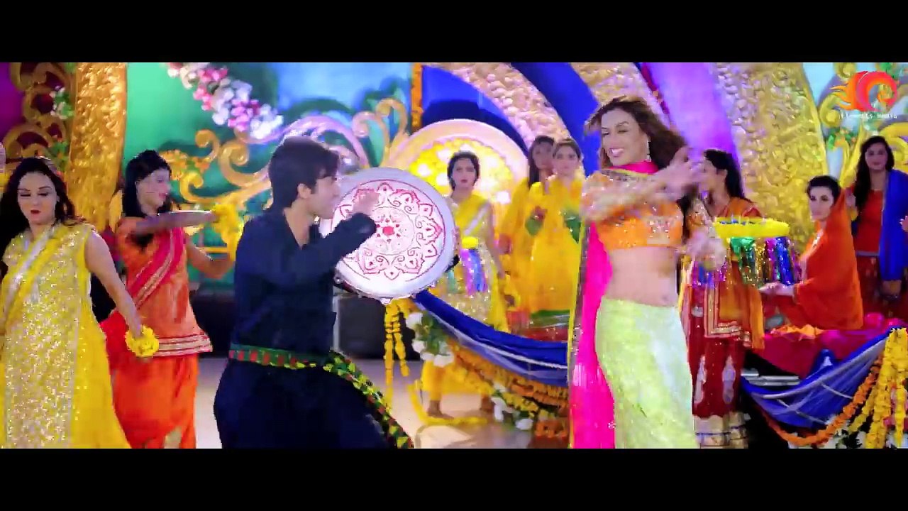Sara Lahore Nachda Official HD video from the movie Chain Aye Na