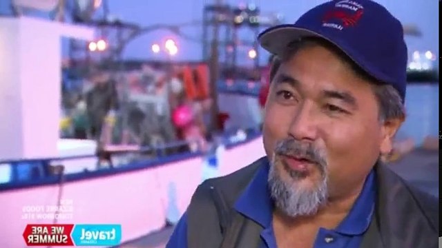 Bikinis and Boardwalks S02 - Ep08 Bikinis Shark Dive HD Watch