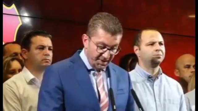 Mickoski shpalos qëndrimin e VMRO-së: Qytetarët le të vendosin sipas bindjes së tyre