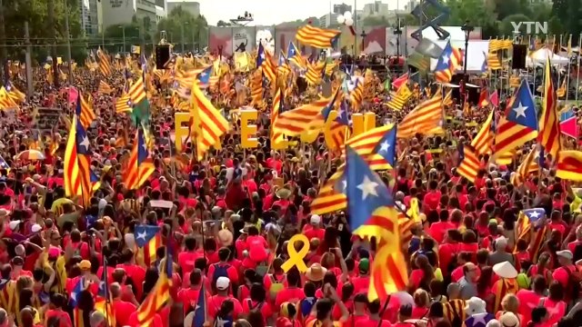 바르셀로나 카탈루냐 분리독립 지지 집회에 100만 운집 / YTN