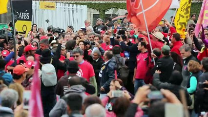 Скачать видео: Haddad reemplaza a Lula como candidato presidencial en Brasil