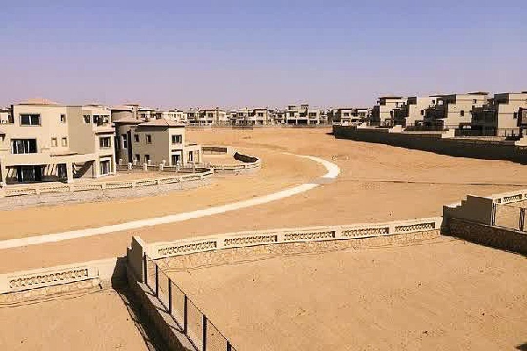 نموذج د فيلا مستقلة نصف تشطيب كمبوند بالم هيلز قطامية القاهرة الجديدة