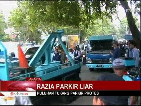 Razia Parkir Liar, Petugas Diserang Puluhan Tukang Parkir