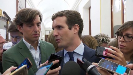 Casado señala que su máster "nada tiene que ver" con Montón