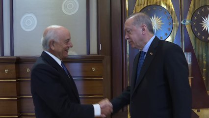 Cumhurbaşkanı Erdoğan, BBVA Yönetim Kurulu Başkanı Gonzalez ile bir araya geldi