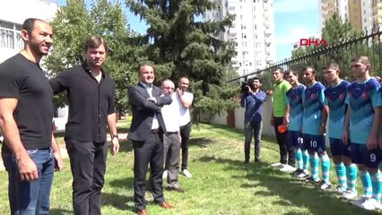 Spor Kayserispor'dan Rehabilitasyon Merkezine Ziyaret