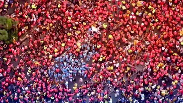 One million Catalan protestors take to streets of Barcelona