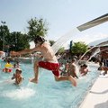 Heute ist internationaler Bade-Tag. Wo ist euer liebstes Badeplätzle in Liechtenstein? Grossabünt, Freibad - oder vielleicht sogar der eiskalte Steger-See? 