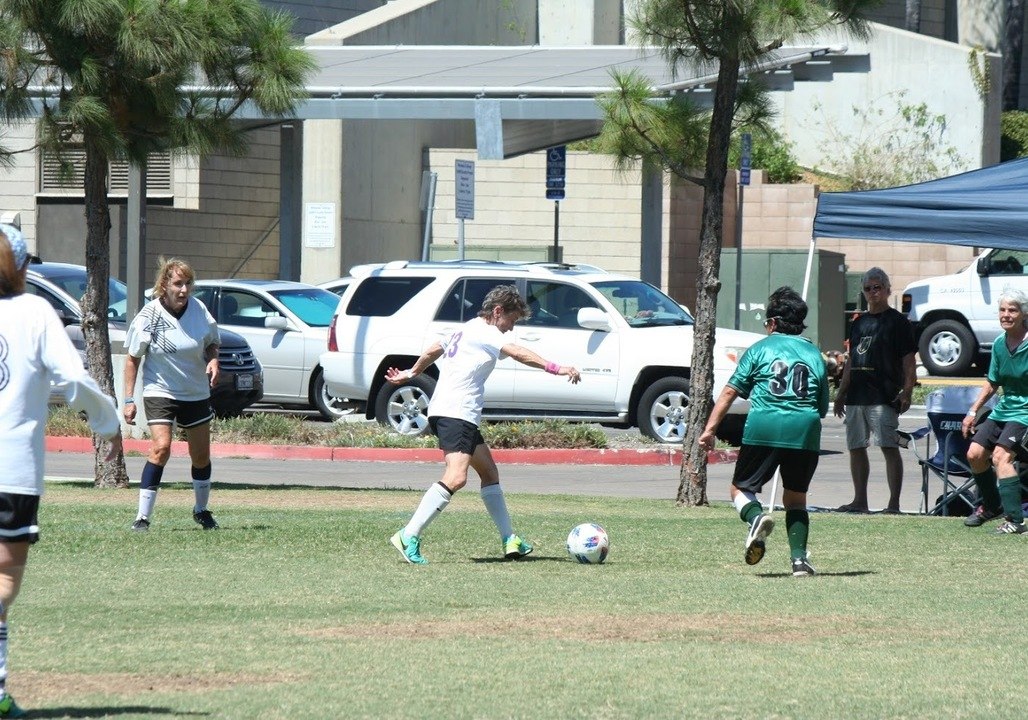Older Women Taking Part in San Diego Senior Games Prove Age Is Just a Number